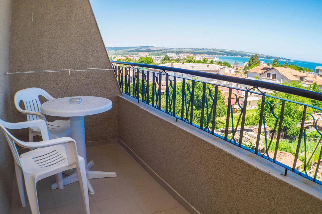 Chrystal Guest House Obzor Extérieur photo